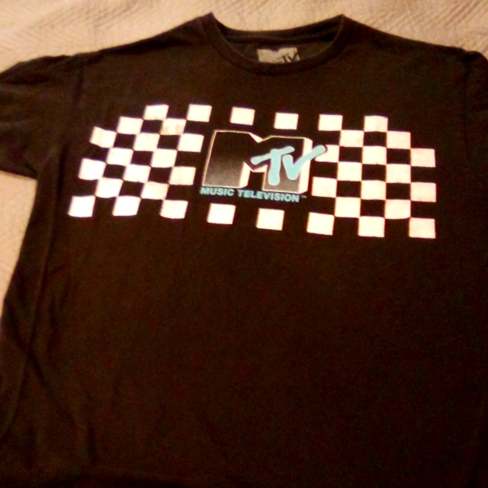 MTV shirt